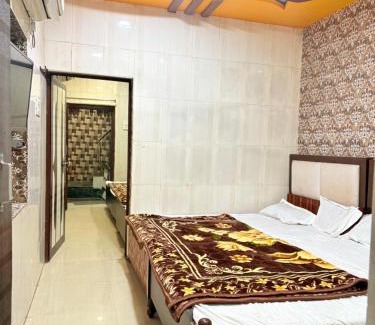 Khattalwada Hotel | Hotel Shree dhan Laxmi palace