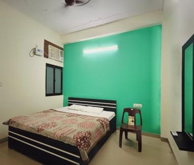 Vrindavan House | Hotel Shri Jeevan Dham