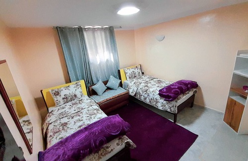 Sefrou House | Hotel sidi ali bousserine (city view surrounded by the forest)