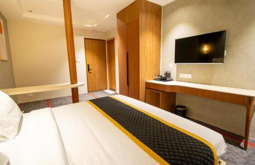 Bengaluru Hotel | Hotel Sing 65