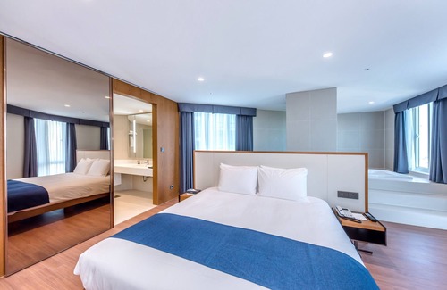 Yeon-dong Hotel | Hotel Sirius