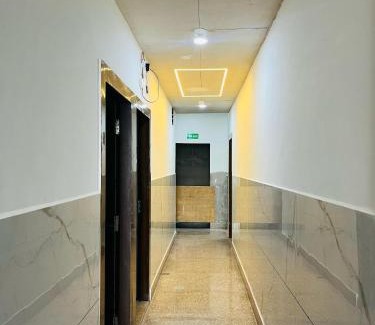 Chittaranjan Hotel | Hotel Sky Residency Couple Friendly