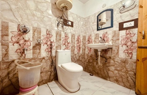 Manali Hotel | Hotel Solitaire