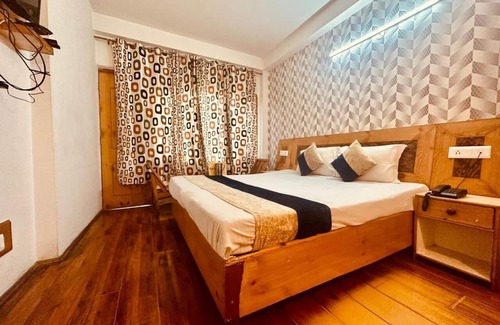 Manali Hotel | Hotel Solitaire