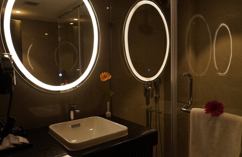 Kolkata Hotel | Hotel Soot