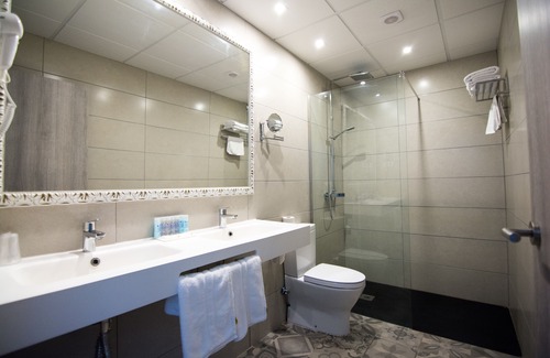 Malgrat de Mar Hotel | Hotel Sorra Daurada Splash