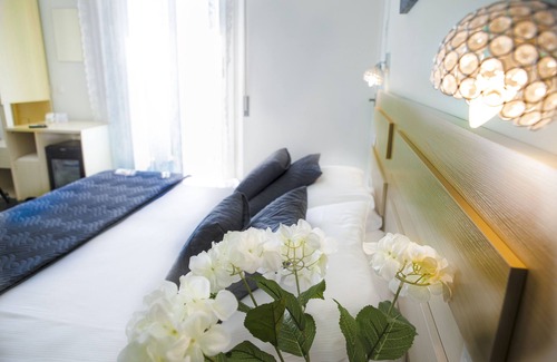 Marina Centro Hotel | Hotel Spiaggia Marconi