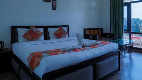 Bhimtal Hotel | Hotel Spring Birds