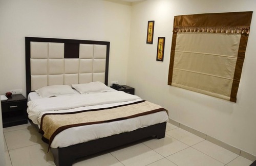 Tarn Taran Hotel | Hotel Sun Star
