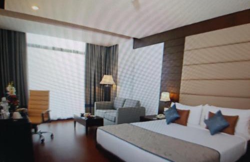 Bahadrabad Hotel | Hotel Surya