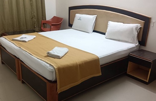 Tirupati Hotel | Hotel swagath grand