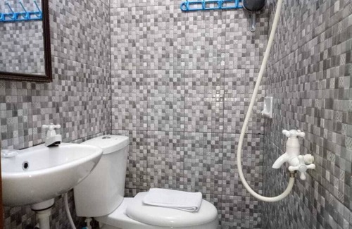 Tangerang Hotel | Hotel Syariah Mama Kutajaya Pasar Kemis