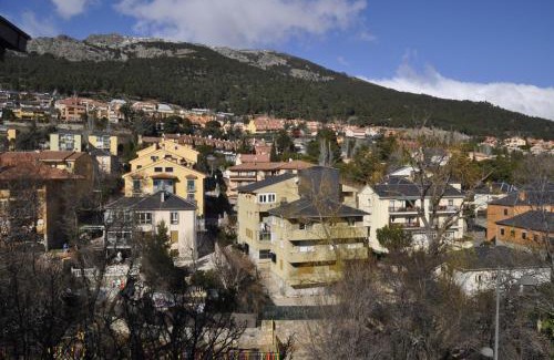 San Lorenzo de El Escorial Hotel | Hotel Tres Arcos