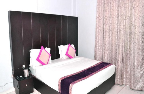 Neemrana Hotel | Hotel Tara