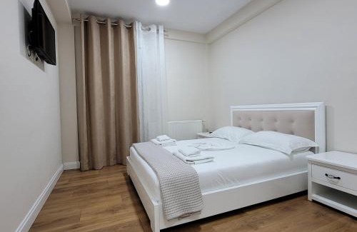Erseke Hotel | Hotel Taverna Zisi