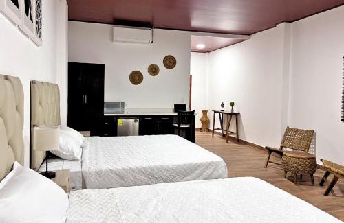 Ahuachapan Hotel | Hotel Termales La Montaña