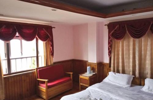 Pelling Hotel | Hotel The Golden Ice