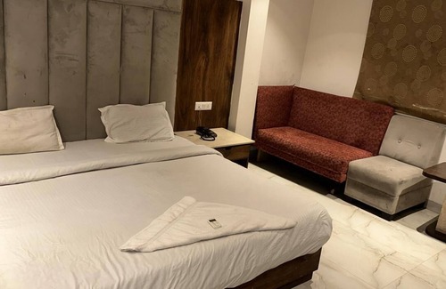 Mahipalpur Extension Hotel | Hotel The Nilsa