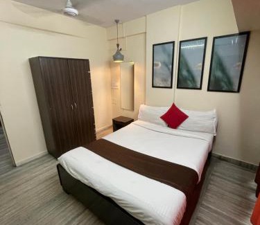 Kolkata House | Hotel The Stays
