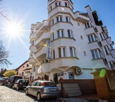 Plovdiv Center Hotel | HOTEL THE WHITE HOUSE Plovdiv