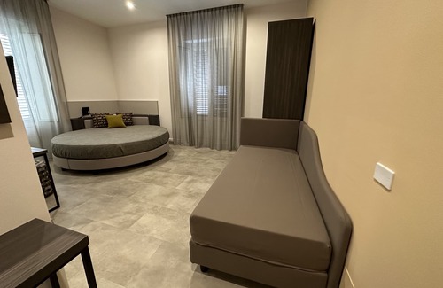 Ruggero Settimo Hotel | Hotel Tonic