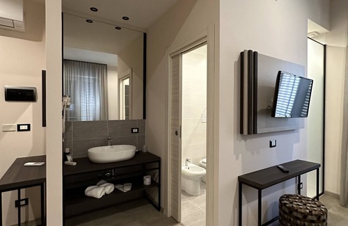 Ruggero Settimo Hotel | Hotel Tonic