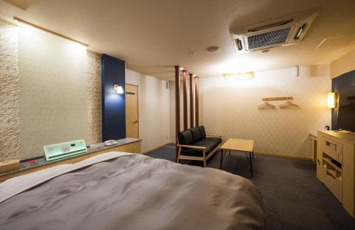 Toyama Hotel | Hotel Torni ホテル トルニ