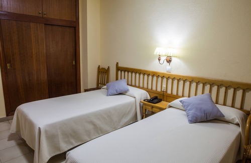Conil de la Frontera City Center Hotel | Hotel Tres Jotas