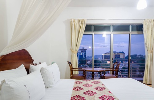 Kampala Hotel | Hotel Triangle