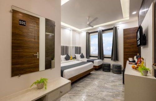 Paharganj Hotel | Hotel UN Star - Walk in from NDLS Station & RK Ashram Metro Station
