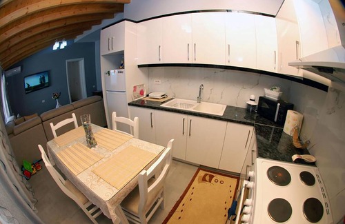 Kodrra Apartment | Hotel Vila Alvin & Apartments