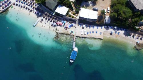 Ksamil House | Hotel Villa Adrian