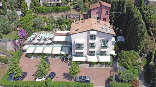 Torri del Benaco Hotel | Hotel Villa Carlotta