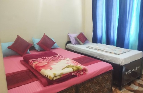 Rajgarhi Hotel | Hotel Vivek Palace and Restaurant