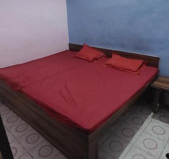 Mathura House | Hotel Vrindavan Dham Near Pem mandir