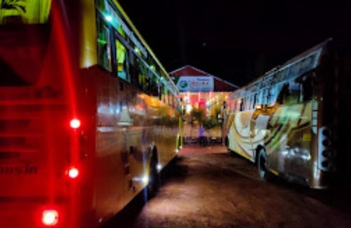Ratnagiri Hotel | HOTEL VRINDAVAN NIWALI