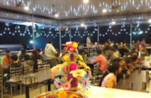 Ratnagiri Hotel | HOTEL VRINDAVAN NIWALI