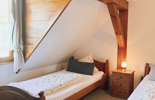 Lahnstein Hotel | Hotel Waldhaus-Lahnstein, room 2, triple room on the upper floor incl. breakfast