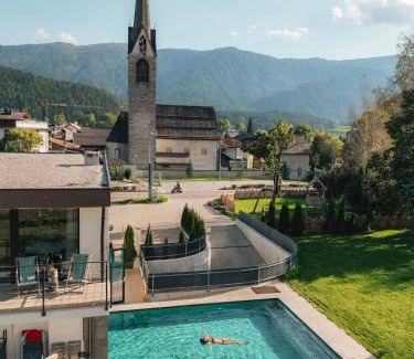 Brunico Hotel | Hotel Wochtla Buam