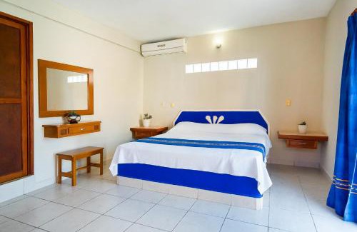 Centro Hotel | Hotel Yumkiin - Cerca Del Ferry y Terminal ADO