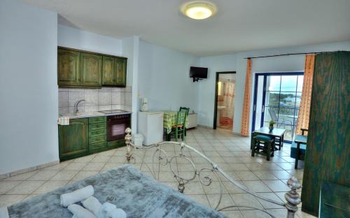 Karystos Apartment | Hotel Zeus