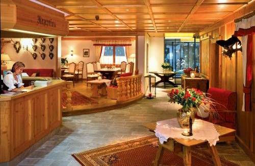 Alpendorf Hotel | Hotel Zinnkrügl