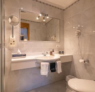 Tesimo Hotel | Hotel Zum Mohren