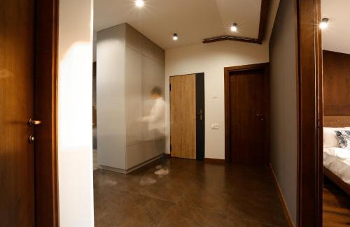 Kentron Apartment | hotelise I Cascade Loft Apartment