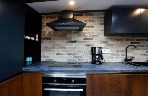 Kentron Apartment | hotelise I Cascade Loft Apartment