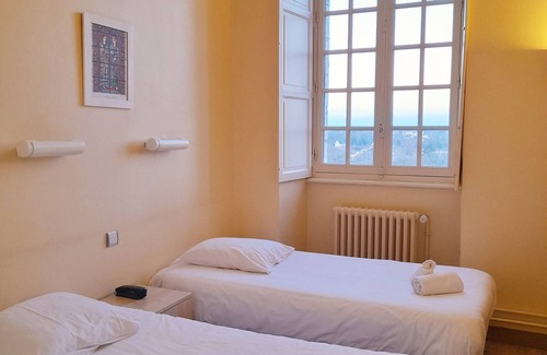 Chartres Hotel | Hotellerie Saint Yves