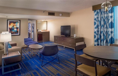 Downtown St. Louis Hotel | HoteLumiere at the Arch