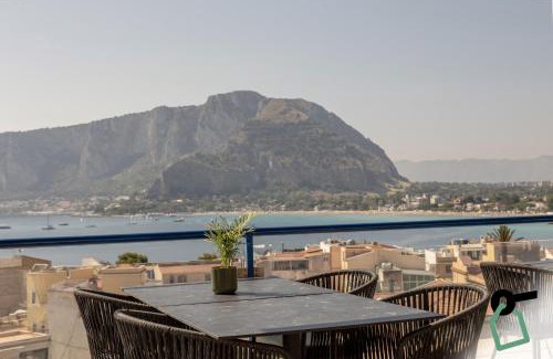 Mondello Hotel | HOTIDAY Mondello Beach