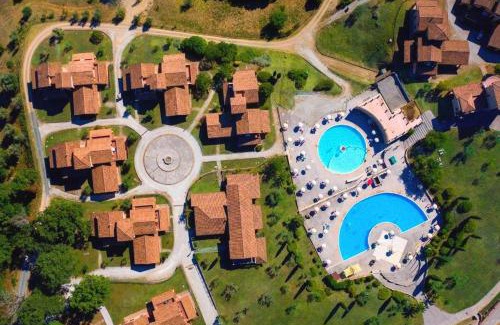Pian dei Mucini Hotel | HOTIDAY Room Collection - Massa Alta