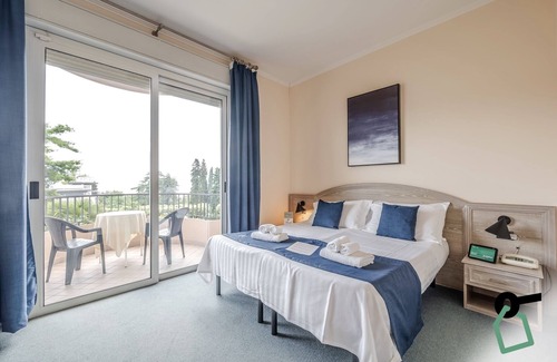 Carciano Hotel | Hotiday Room Collection - Stresa